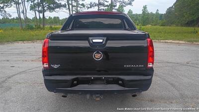 2013 Cadillac Escalade Premium   - Photo 6 - Smithfield, NC 27577