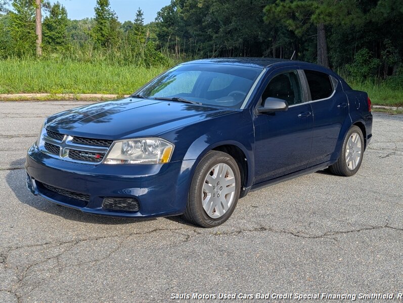 2013 Dodge Avenger SE  