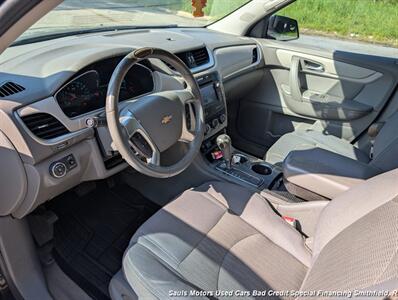 2013 Chevrolet Traverse LTZ - Photo 14 - Smithfield, NC 27577