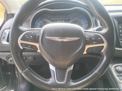 2015 Chrysler 200 Limited   - Photo 10 - Smithfield, NC 27577