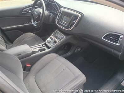 2015 Chrysler 200 Limited   - Photo 18 - Smithfield, NC 27577