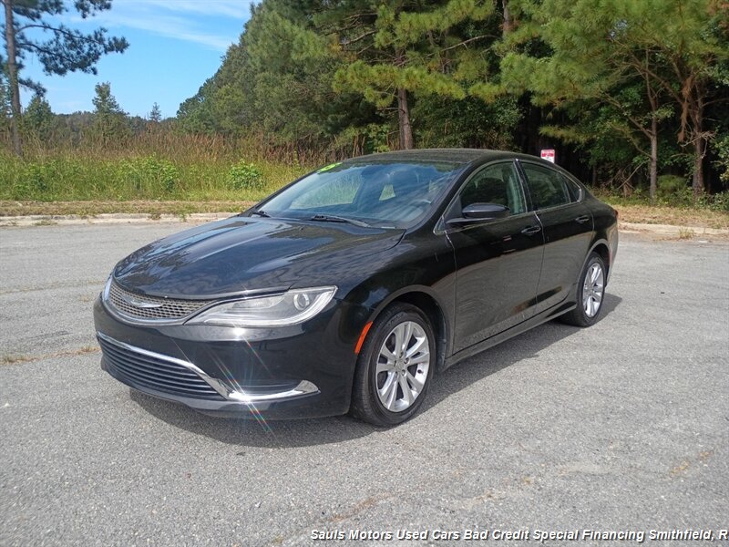2015 Chrysler 200 Limited  