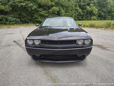 2012 Dodge Challenger SXT Plus   - Photo 2 - Smithfield, NC 27577