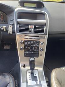 2010 Volvo XC60 3.2   - Photo 11 - Smithfield, NC 27577