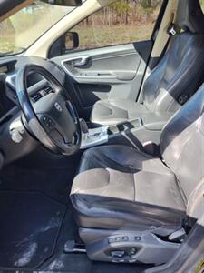 2010 Volvo XC60 3.2   - Photo 12 - Smithfield, NC 27577