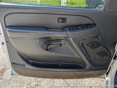 2005 Chevrolet Silverado 1500 Work Truck - Photo 9 - Smithfield, NC 27577