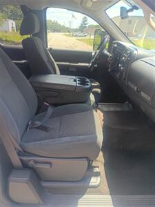 2007 Chevrolet Silverado 2500 Work Truck - Photo 16 - Smithfield, NC 27577