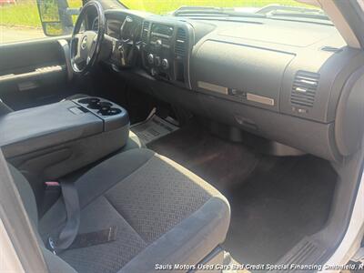 2007 Chevrolet Silverado 2500 Work Truck - Photo 17 - Smithfield, NC 27577
