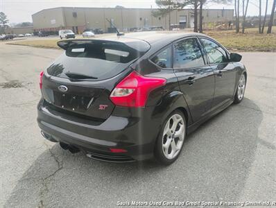 2014 Ford Focus ST - Photo 5 - Smithfield, NC 27577