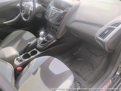 2014 Ford Focus ST - Photo 18 - Smithfield, NC 27577