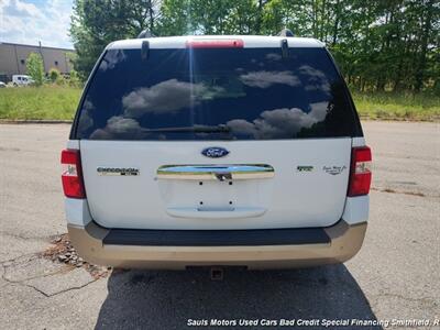 2011 Ford Expedition EL XLT   - Photo 6 - Smithfield, NC 27577