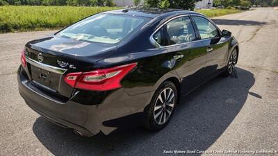 2017 Nissan Altima 2.5 - Photo 5 - Smithfield, NC 27577