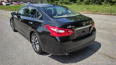 2017 Nissan Altima 2.5 - Photo 7 - Smithfield, NC 27577