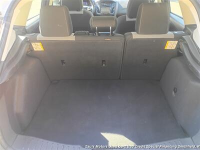 2012 Ford Focus SE   - Photo 15 - Smithfield, NC 27577