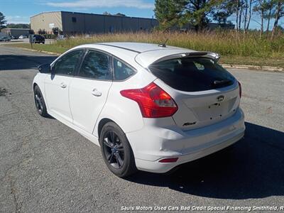 2012 Ford Focus SE   - Photo 7 - Smithfield, NC 27577