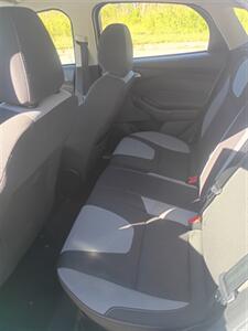 2012 Ford Focus SE   - Photo 14 - Smithfield, NC 27577