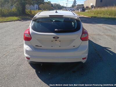 2012 Ford Focus SE   - Photo 6 - Smithfield, NC 27577