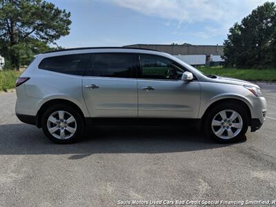 2017 Chevrolet Traverse LT - Photo 4 - Smithfield, NC 27577
