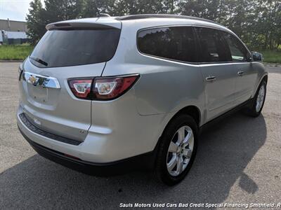 2017 Chevrolet Traverse LT - Photo 5 - Smithfield, NC 27577