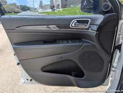 2015 Jeep Grand Cherokee Overland   - Photo 9 - Smithfield, NC 27577