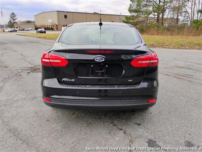 2016 Ford Focus SE   - Photo 6 - Smithfield, NC 27577