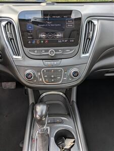 2021 Chevrolet Malibu LT - Photo 12 - Smithfield, NC 27577