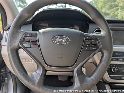 2016 Hyundai SONATA Sport - Photo 10 - Smithfield, NC 27577