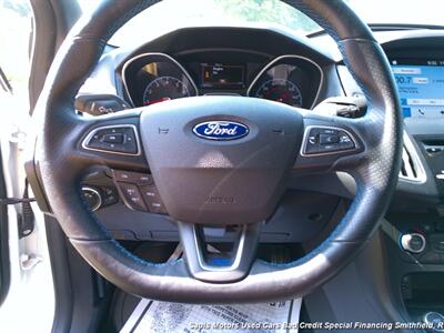 2016 Ford Focus RS   - Photo 10 - Smithfield, NC 27577