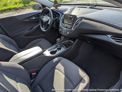 2017 Chevrolet Malibu LT - Photo 18 - Smithfield, NC 27577