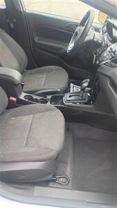 2019 Ford Fiesta SE   - Photo 18 - Smithfield, NC 27577