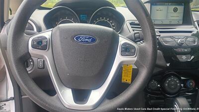 2019 Ford Fiesta SE   - Photo 10 - Smithfield, NC 27577