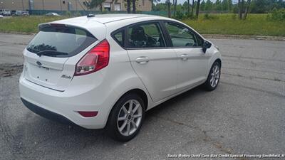 2019 Ford Fiesta SE   - Photo 5 - Smithfield, NC 27577