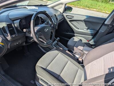 2016 Kia Forte EX - Photo 13 - Smithfield, NC 27577