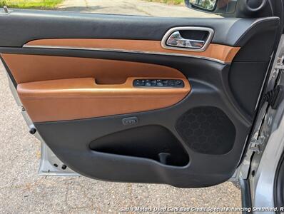 2013 Jeep Grand Cherokee Overland - Photo 9 - Smithfield, NC 27577