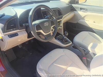 2017 Hyundai ELANTRA SE - Photo 13 - Smithfield, NC 27577