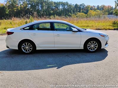 2018 Hyundai SONATA SE   - Photo 4 - Smithfield, NC 27577