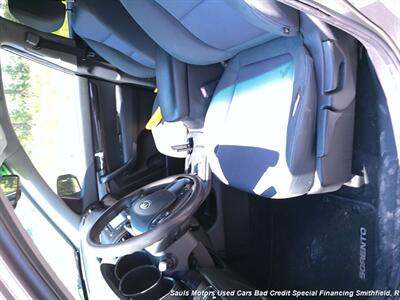 2013 Kia Sorento LX - Photo 12 - Smithfield, NC 27577