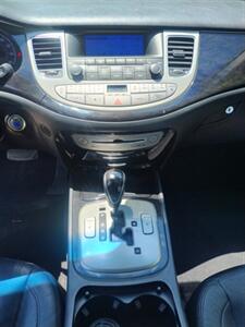 2013 Hyundai Genesis 3.8L   - Photo 12 - Smithfield, NC 27577