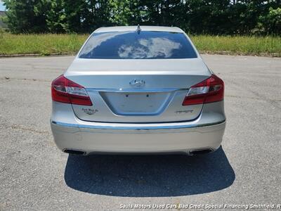 2013 Hyundai Genesis 3.8L   - Photo 6 - Smithfield, NC 27577