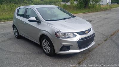 2020 Chevrolet Sonic LT   - Photo 3 - Smithfield, NC 27577
