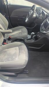 2020 Chevrolet Sonic LT   - Photo 18 - Smithfield, NC 27577