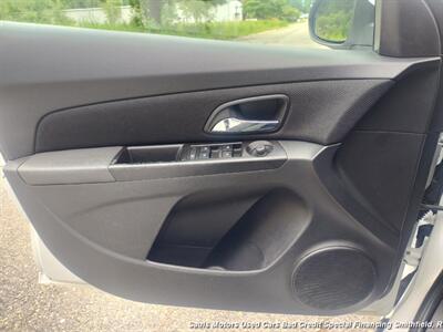 2014 Chevrolet Cruze 1LT Auto - Photo 9 - Smithfield, NC 27577