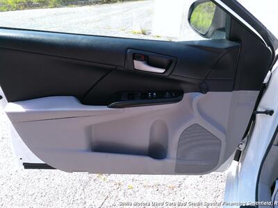 2014 Toyota Camry L   - Photo 9 - Smithfield, NC 27577