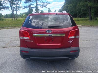 2011 Kia Sorento LX - Photo 6 - Smithfield, NC 27577