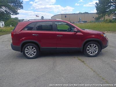 2011 Kia Sorento LX - Photo 4 - Smithfield, NC 27577