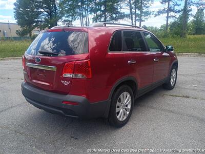 2011 Kia Sorento LX - Photo 5 - Smithfield, NC 27577