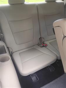 2011 Kia Sorento LX - Photo 18 - Smithfield, NC 27577