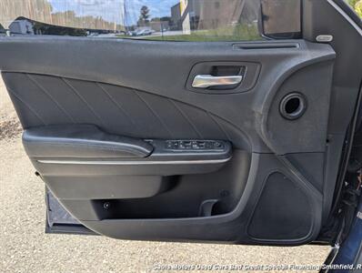 2015 Dodge Charger SXT   - Photo 9 - Smithfield, NC 27577