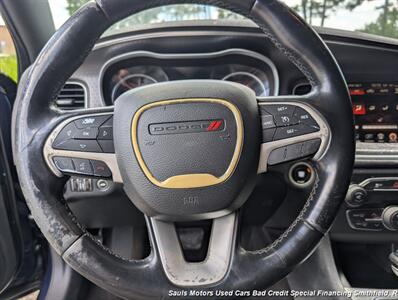 2015 Dodge Charger SXT   - Photo 10 - Smithfield, NC 27577