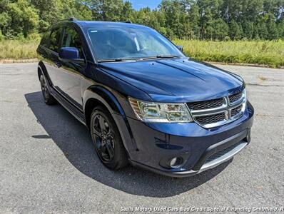 2018 Dodge Journey Crossroad   - Photo 3 - Smithfield, NC 27577